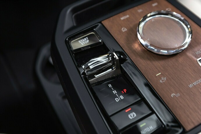 bmw-ix-elektrisitet-2023-big-20