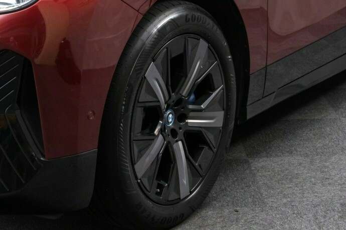 bmw-ix-elektrisitet-2023-big-4