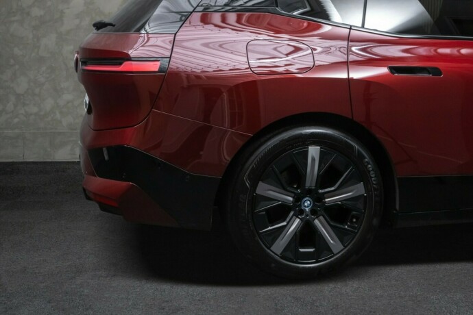 bmw-ix-elektrisitet-2023-big-9
