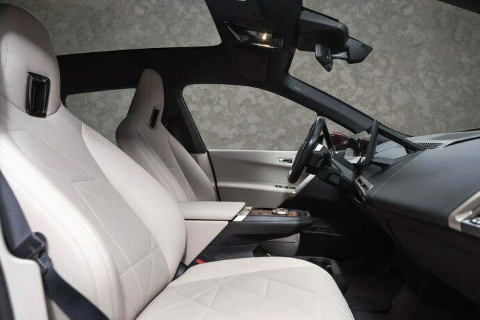 bmw-ix-elektrisitet-2023-big-31