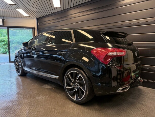 citroen-ds5-diesel-2016-big-5
