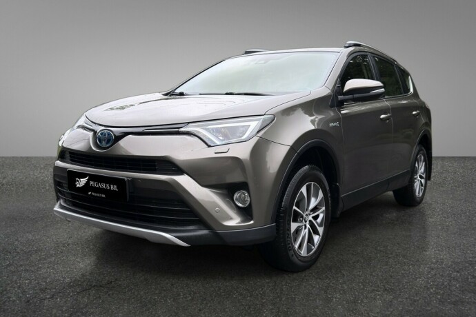toyota-rav4-elektrisitetbensin-2016-big-0