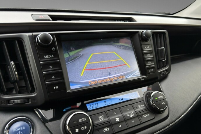 toyota-rav4-elektrisitetbensin-2016-big-18