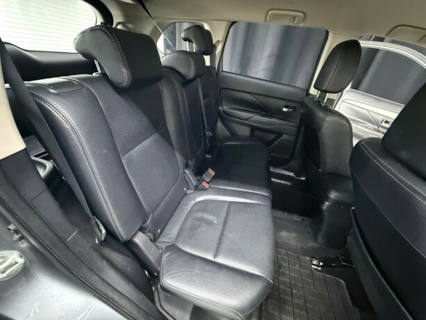 mitsubishi-outlander-diesel-2014-big-28
