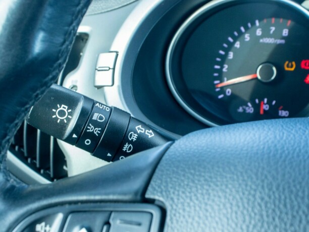 kia-sportage-bensin-2015-big-25