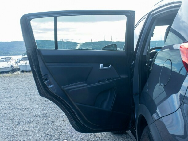kia-sportage-bensin-2015-big-18