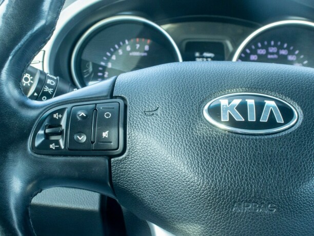 kia-sportage-bensin-2015-big-26