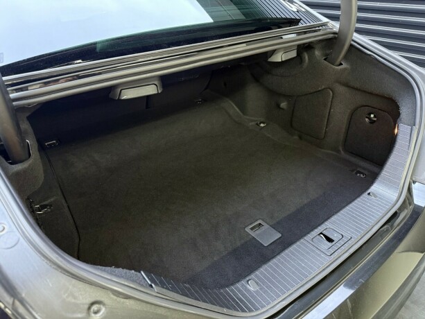 mercedes-benz-cls500-bensin-2015-big-30