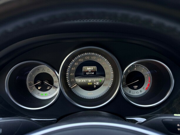 mercedes-benz-cls500-bensin-2015-big-15