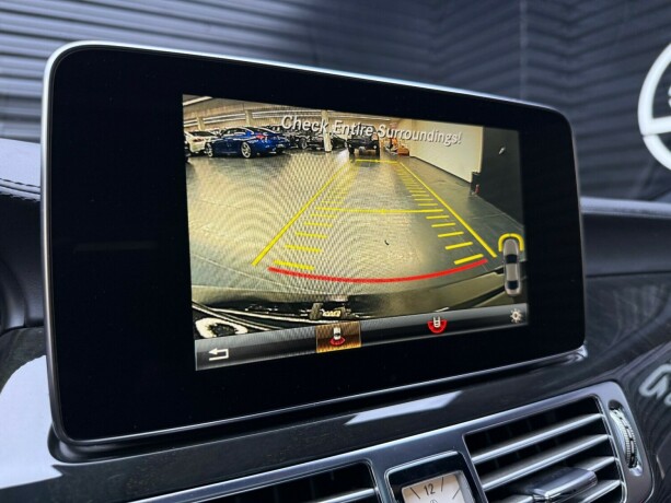 mercedes-benz-cls500-bensin-2015-big-16