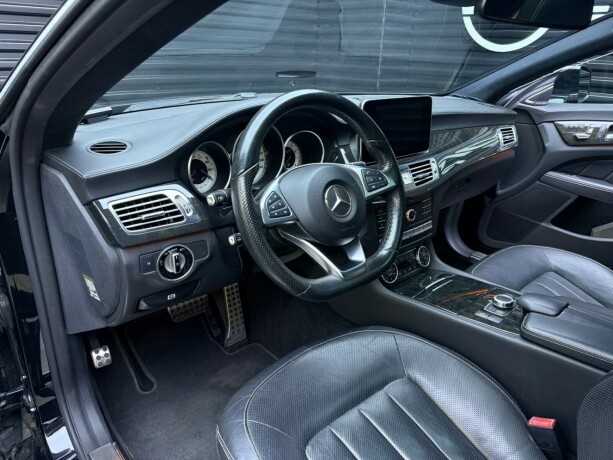 mercedes-benz-cls500-bensin-2015-big-10