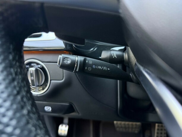 mercedes-benz-cls500-bensin-2015-big-14