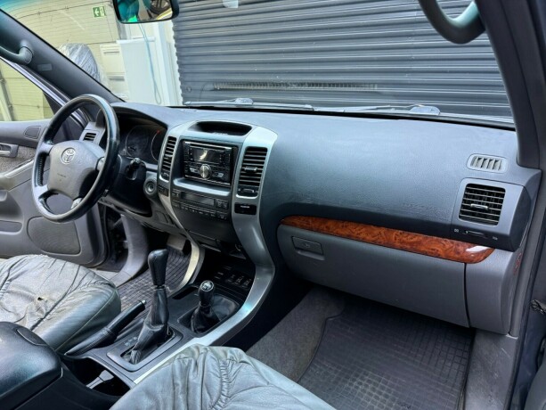 toyota-land-cruiser-diesel-2005-big-11