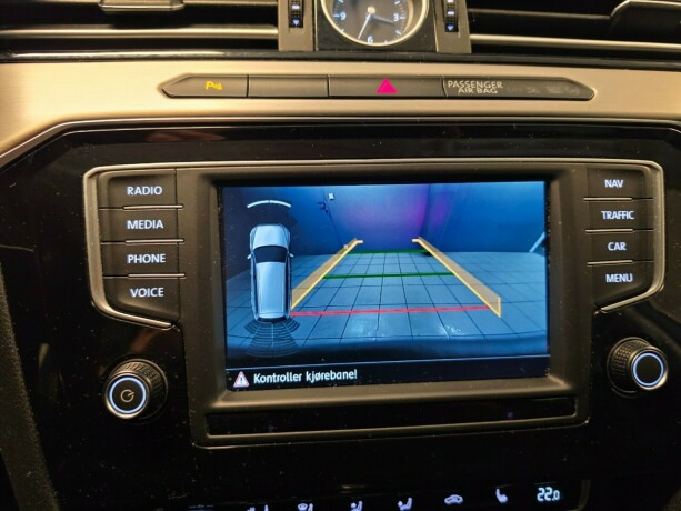 volkswagen-passat-diesel-2015-big-24