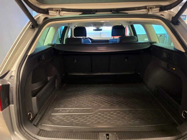 volkswagen-passat-diesel-2015-big-17