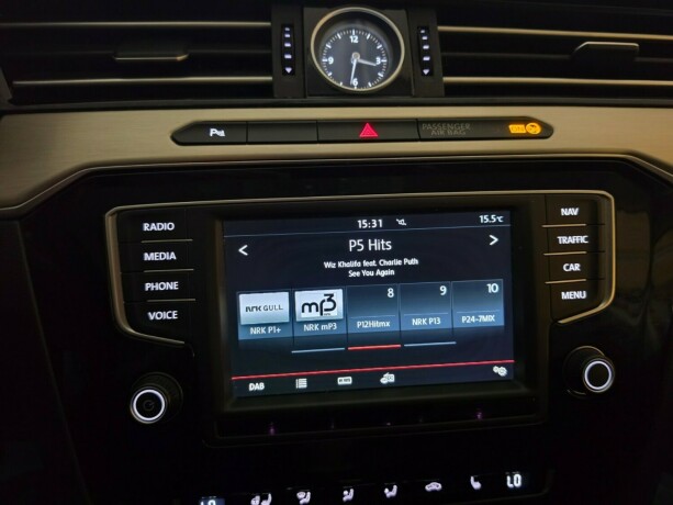 volkswagen-passat-diesel-2015-big-27
