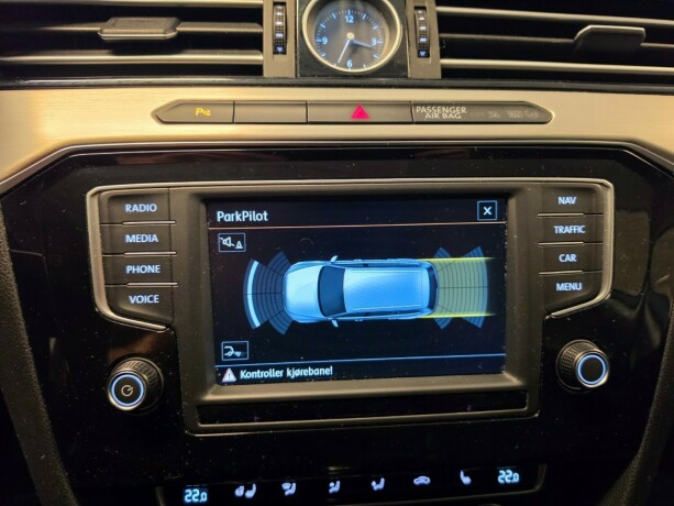 volkswagen-passat-diesel-2015-big-25