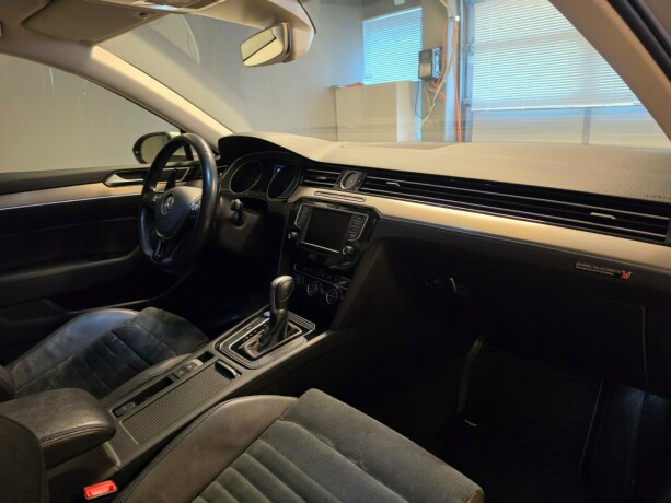 volkswagen-passat-diesel-2015-big-12