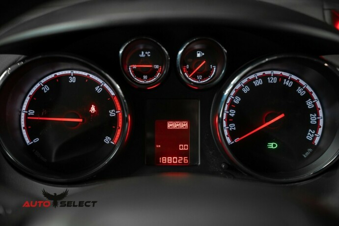 opel-meriva-diesel-2012-big-26