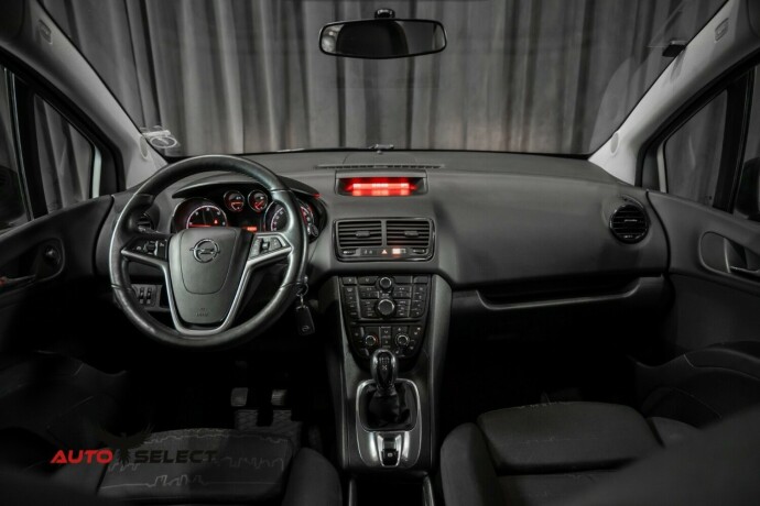 opel-meriva-diesel-2012-big-20