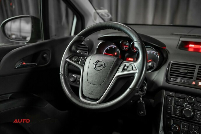 opel-meriva-diesel-2012-big-22
