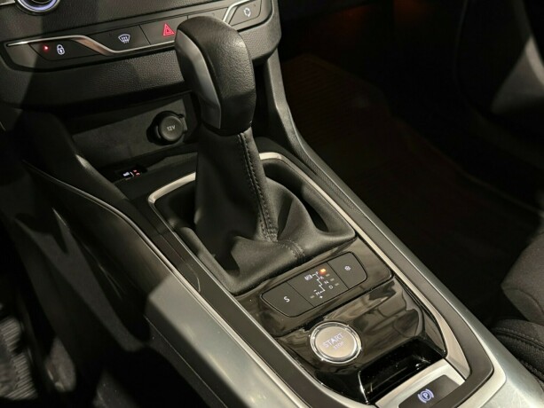 peugeot-308-sw-diesel-2014-big-26