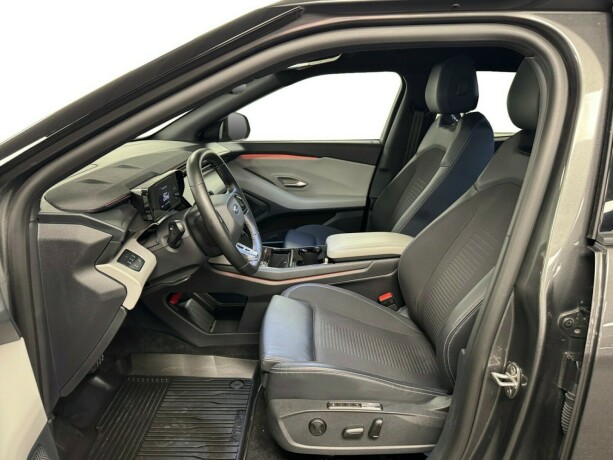 ford-capri-elektrisitet-2025-big-4