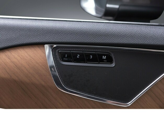 volvo-xc-90-elektrisitetbensin-2018-big-24