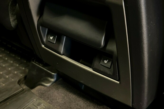 land-rover-discovery-4-diesel-2013-big-14