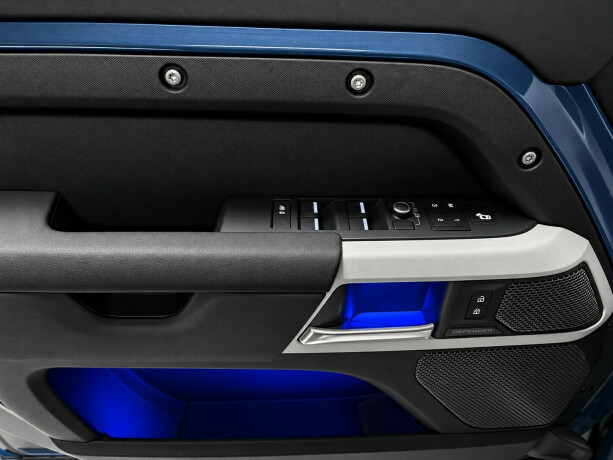 land-rover-defender-110-elektrisitetdiesel-2023-big-23