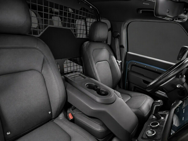 land-rover-defender-diesel-2023-big-8