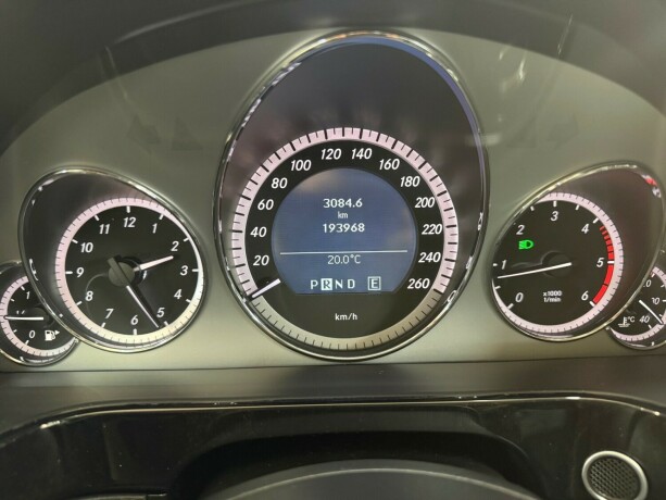 mercedes-benz-e200c-diesel-2011-big-13