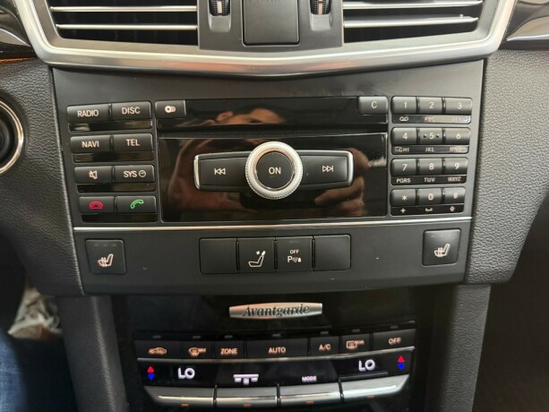 mercedes-benz-e200c-diesel-2011-big-17