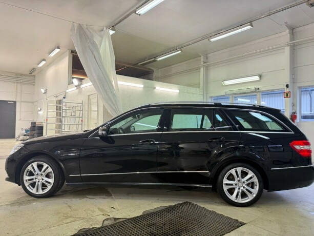 mercedes-benz-e200c-diesel-2011-big-2
