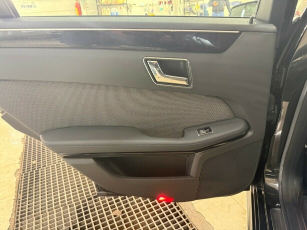 mercedes-benz-e200c-diesel-2011-big-28