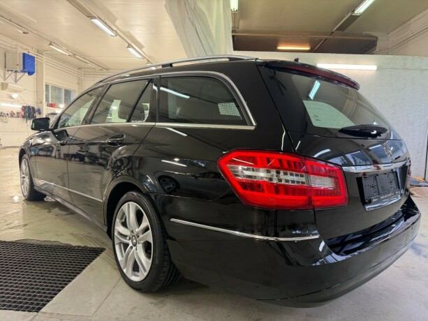 mercedes-benz-e200c-diesel-2011-big-3