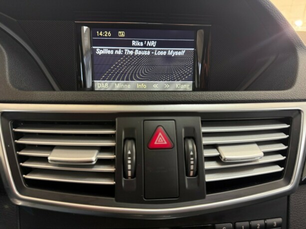 mercedes-benz-e200c-diesel-2011-big-15