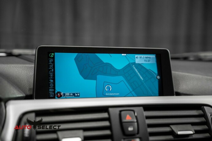 bmw-320d-diesel-2013-big-41