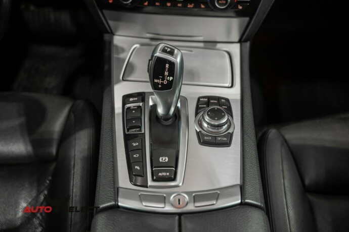 bmw-740d-diesel-2012-big-39
