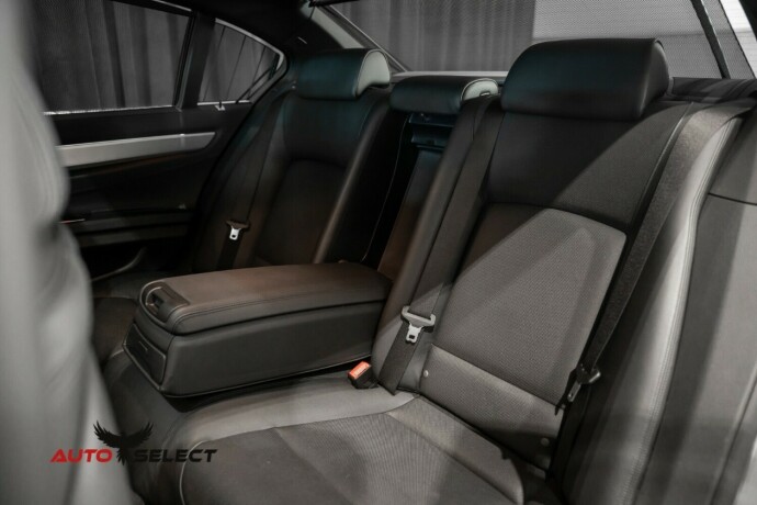 bmw-740d-diesel-2012-big-18