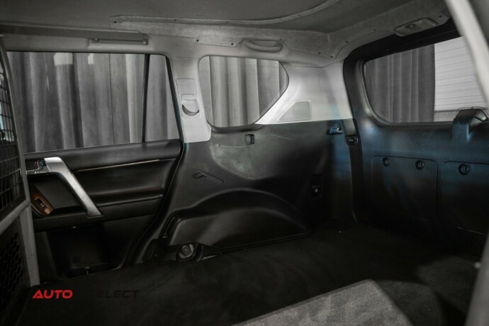 toyota-land-cruiser-diesel-2015-big-16