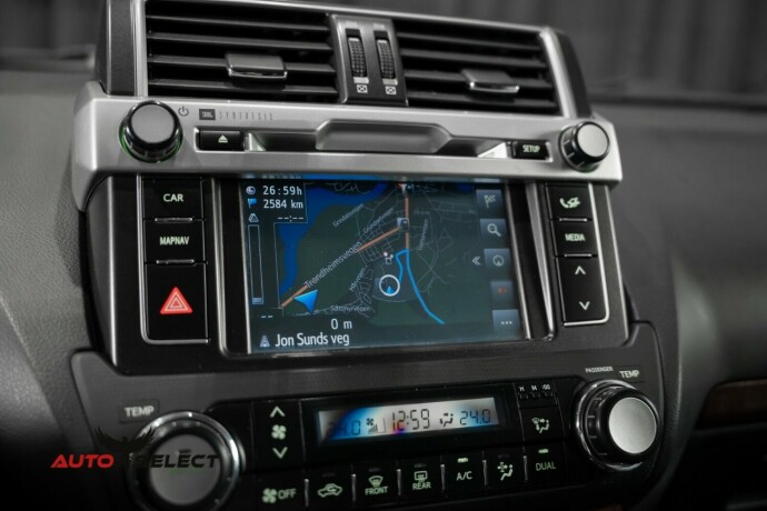 toyota-land-cruiser-diesel-2015-big-38