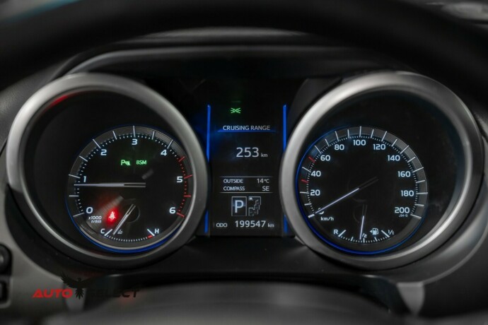 toyota-land-cruiser-diesel-2015-big-29