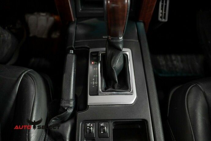 toyota-land-cruiser-diesel-2015-big-35