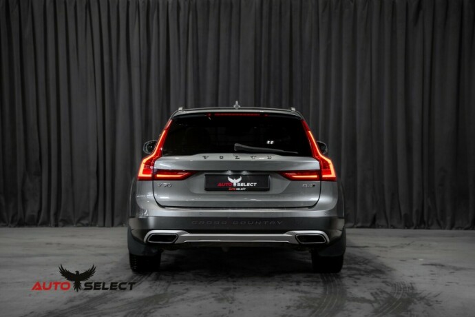 volvo-v90-cross-country-diesel-2018-big-9