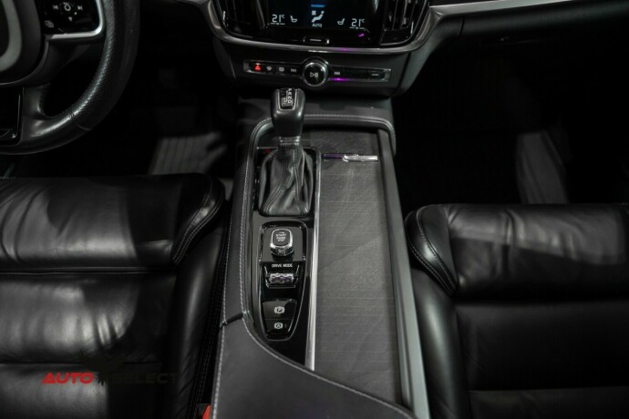 volvo-v90-cross-country-diesel-2018-big-40