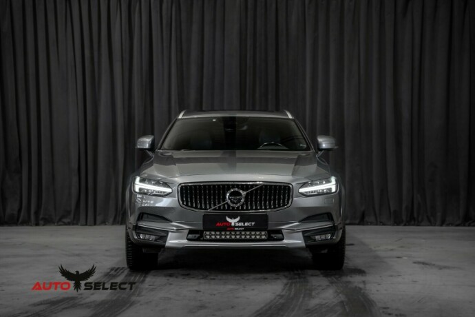 volvo-v90-cross-country-diesel-2018-big-4