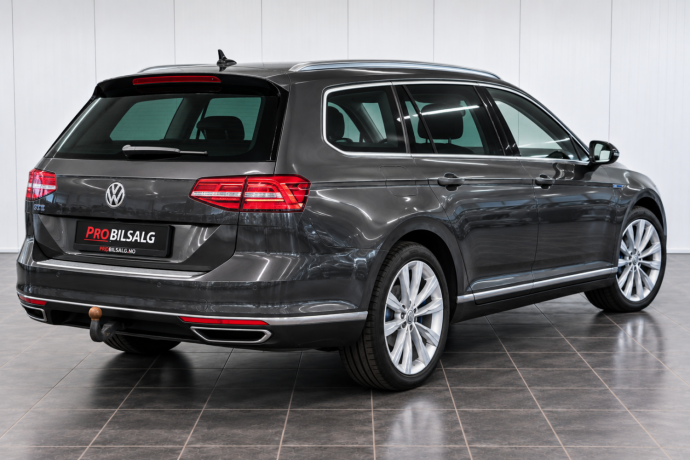 volkswagen-passat-elektrisitetbensin-2018-big-1