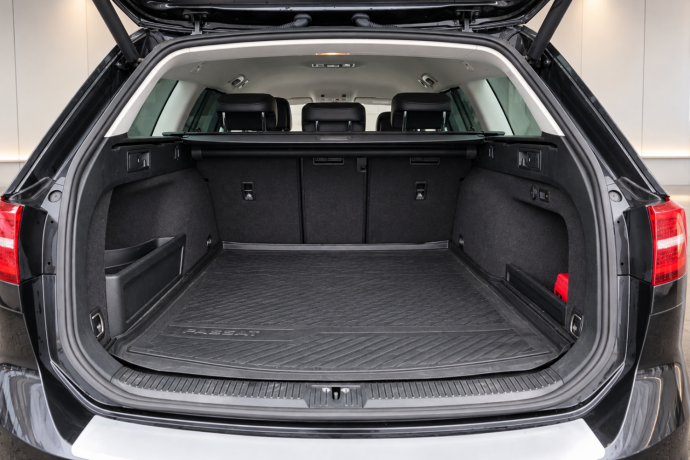 volkswagen-passat-elektrisitetbensin-2018-big-30