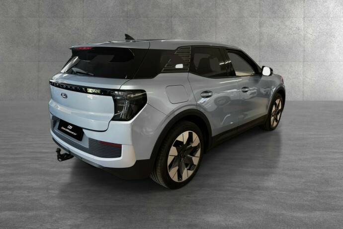ford-explorer-elektrisitet-2025-big-5